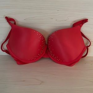 Victoria’s Secret Bombshell Plunge 32D Red with sparkle details
